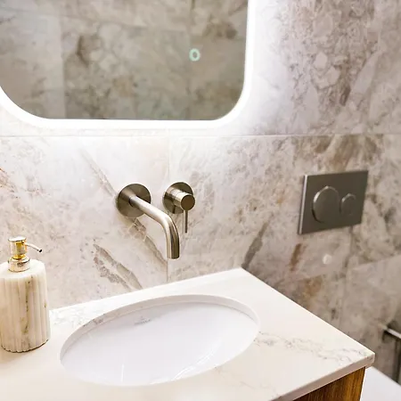 Flh Boutique وارسو