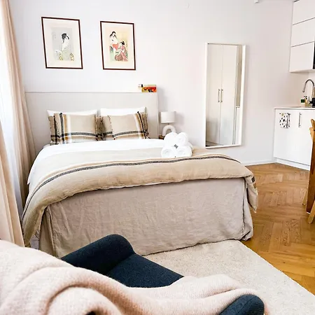 Flh Boutique Apartman Varsó